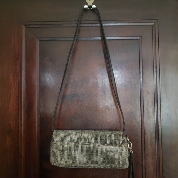 Nine West gray herringbone tweed convertible baguette purse - Picture 9 of 16